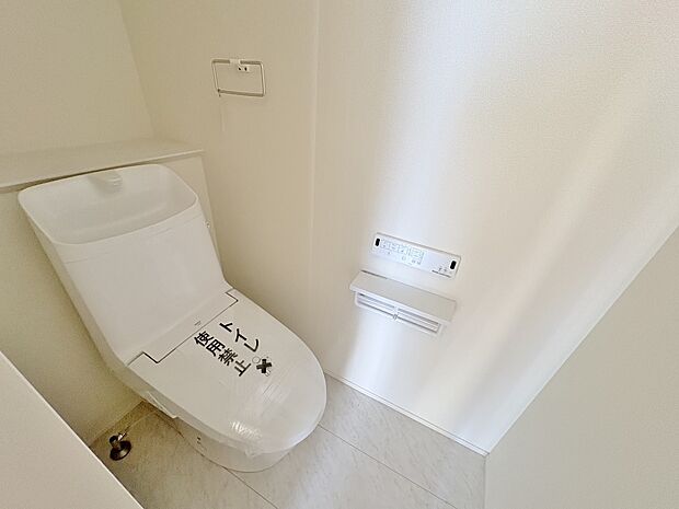 各階にトイレを完備しています。