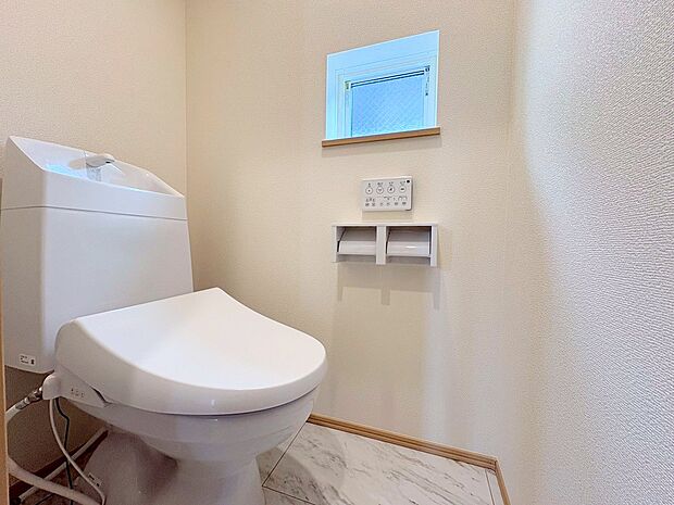 水周りはシンプルにホワイトで統一いたしました。