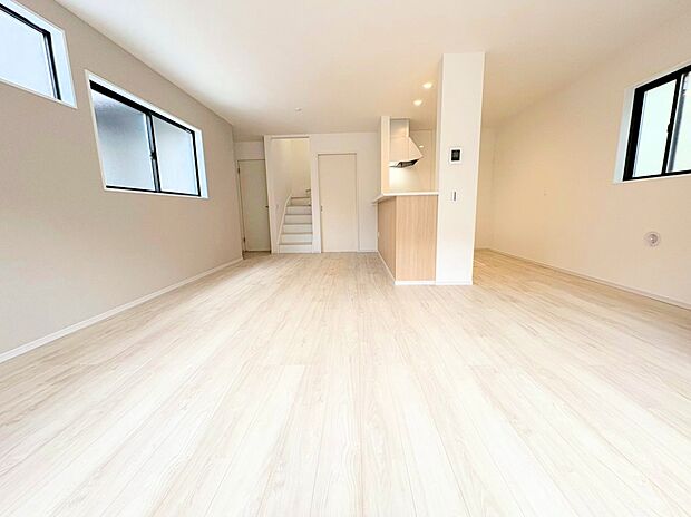 LDK18.6帖。住む人の暮らしを心地よく彩り、愛着の深まる空間へ。