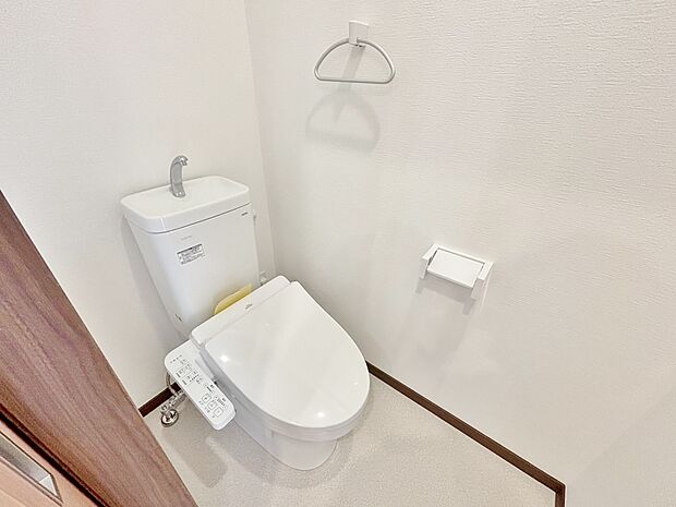 洗浄便座はいつでも快適に、清潔にご使用いただけます。