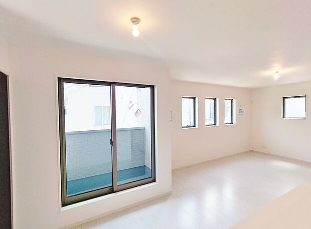 光溢れるこの空間はみんなの笑顔が集う場所。