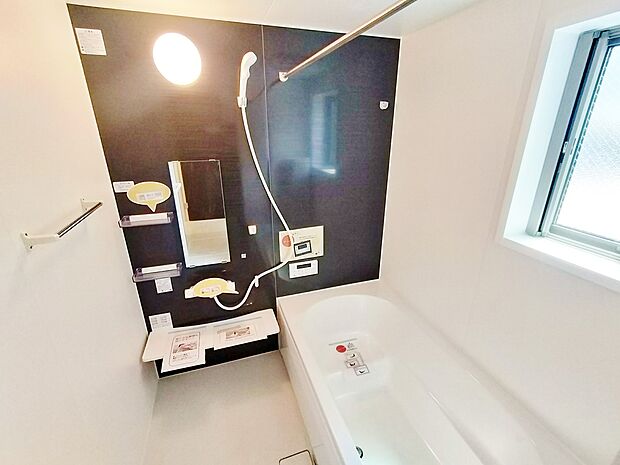 居心地の良い空間で毎日のバスタイムを贅沢に、豊かにしてくれます。