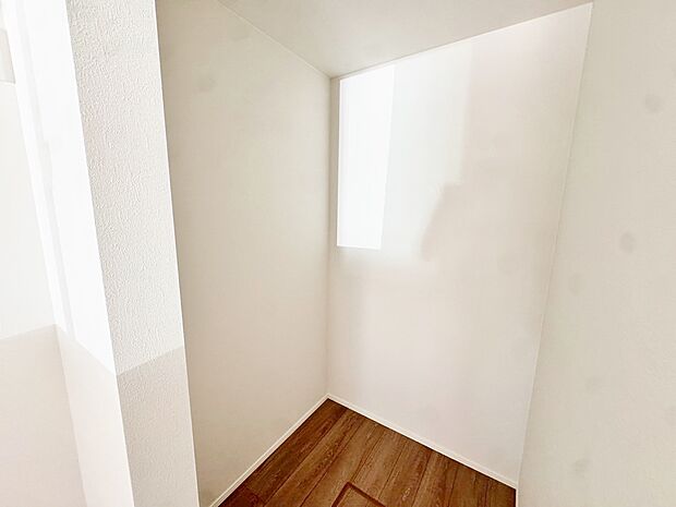 お荷物が多い方にも安心です。是非、現地をご確認ください。