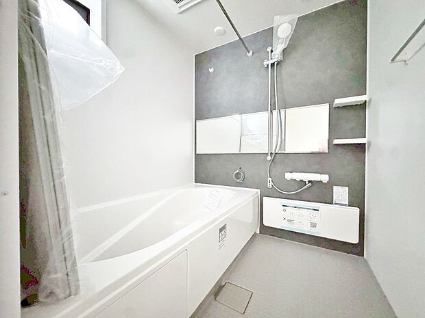 日々のストレスや疲れから心と身体を解放。上質の空間で優雅なバスタイムを。