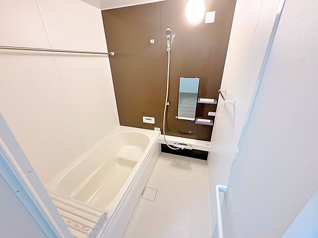 ゆっくりと浸かり疲れを癒せば、本当の自分が戻ってきます。