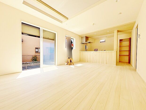 水廻りをキッチンのそばに集め、家事効率を考えた間取り。