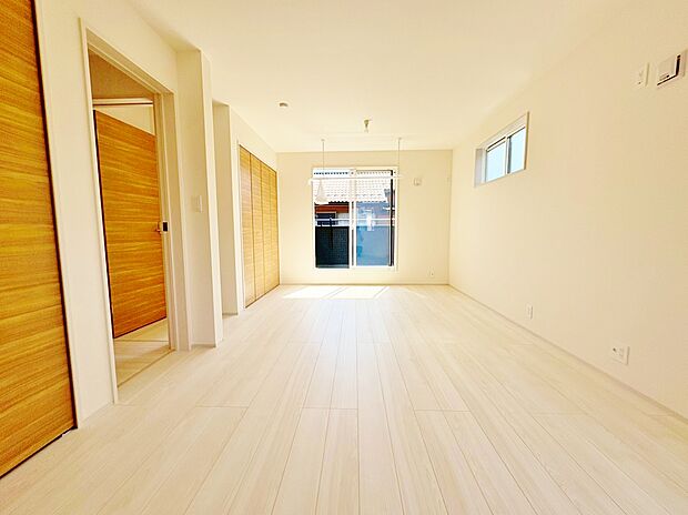 家族の成長に対応できる永住仕様の間取り。