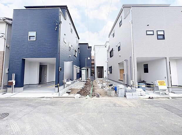 ご家族と愛情を育む新しい暮らしはいかがですか。(令和7年8月 撮影)