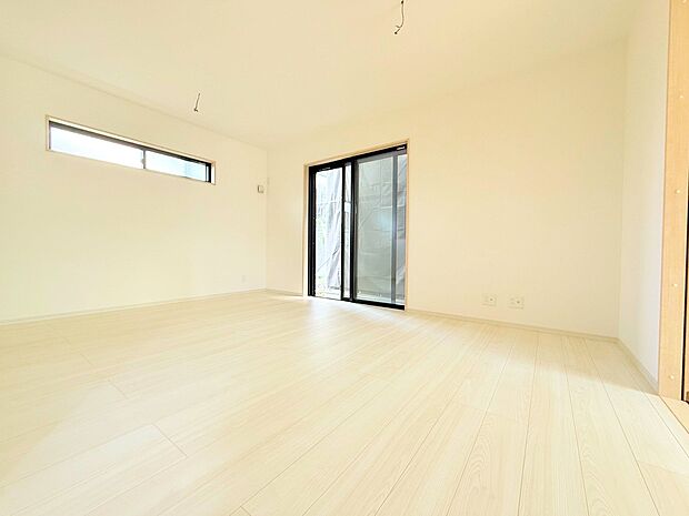 陽射しの強い日も爽やかにくつろげる空間です。