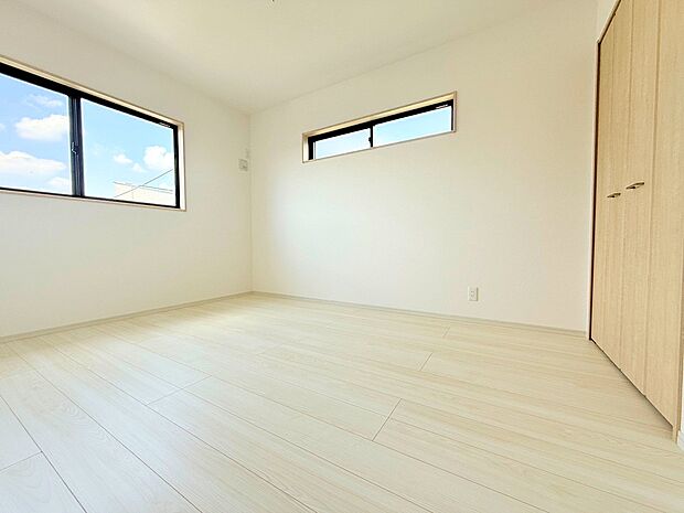 充実した生活は伸びやかな居室空間から始まります。