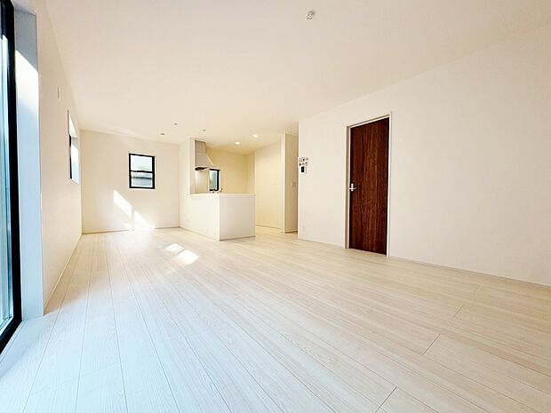 窓から風が通り抜けるような心地よさを感じられます。