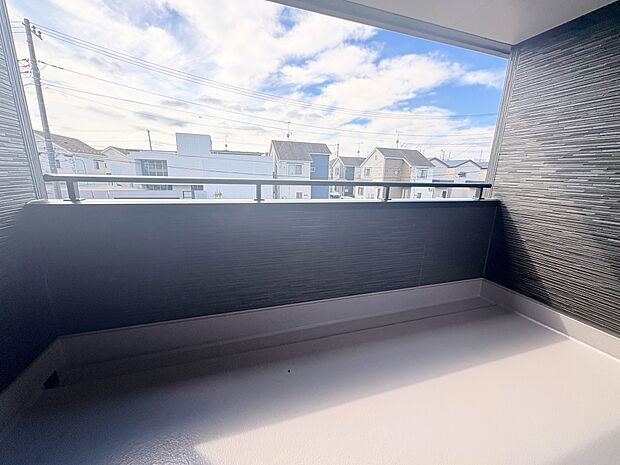 外を眺め、時を忘れるなんて、いつぶりだろうか。