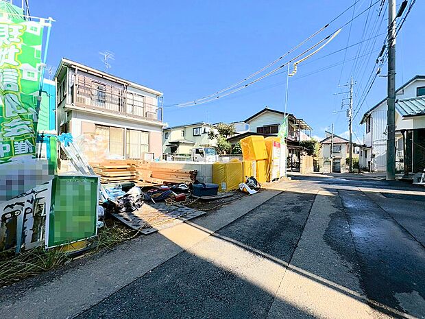 建物の居住性に拘った邸宅は「安らぎ」と「快適」を実現。(令和7年10月 撮影)