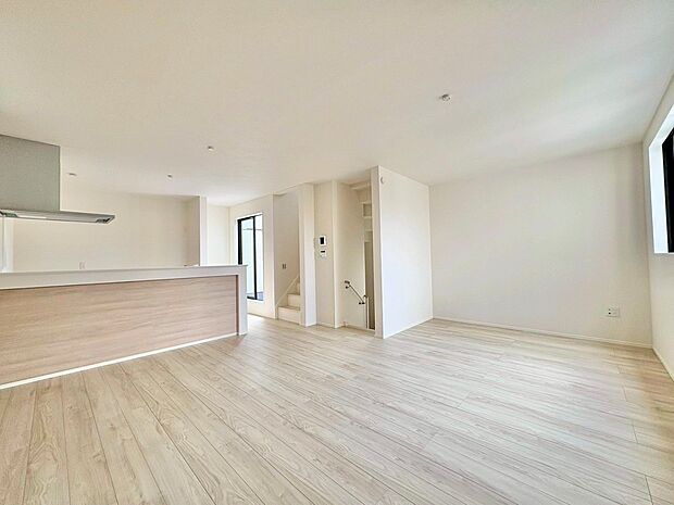 リビングを2階にすることで、通風・採光にも優れ、心地よい光と風があふれています。