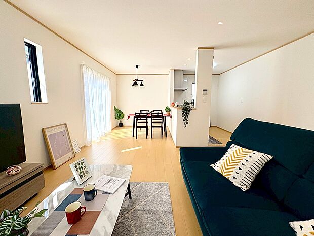 時間の経過と共に味わいが出る素敵な空間をお楽しみください。