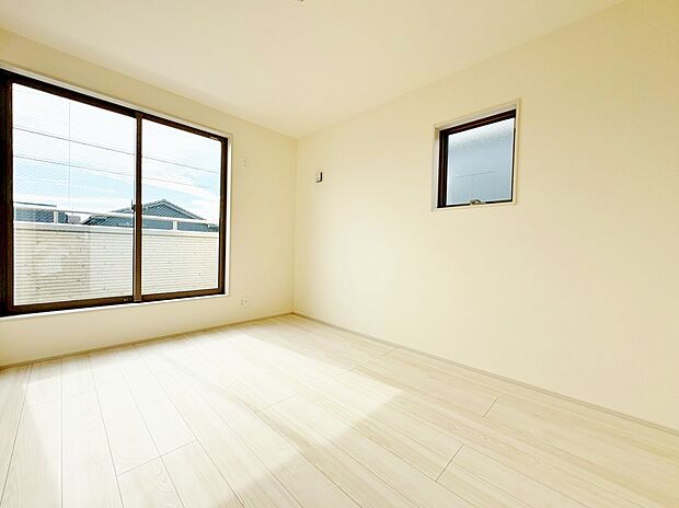 豊かな陽光がこの場所を照らしだす。