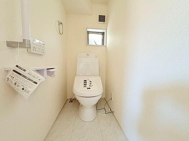 各階にトイレを完備しています。