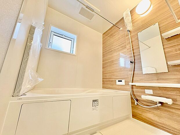 時間が経っても冷めづらい浴槽を採用することでエコで節約になります。