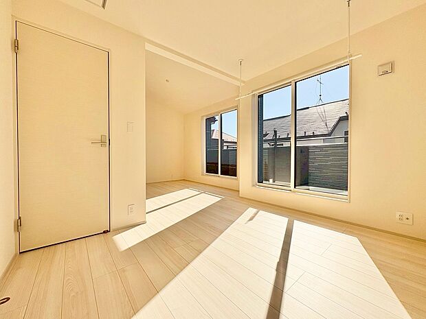 充実した生活は伸びやかな居室空間から始まります。