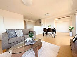 ダイアパレス大宮大成 3LDKのリビング/ダイニング