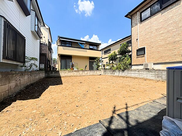 2階は全居室二面採光、収納を完備しています。(令和7年8月 撮影)