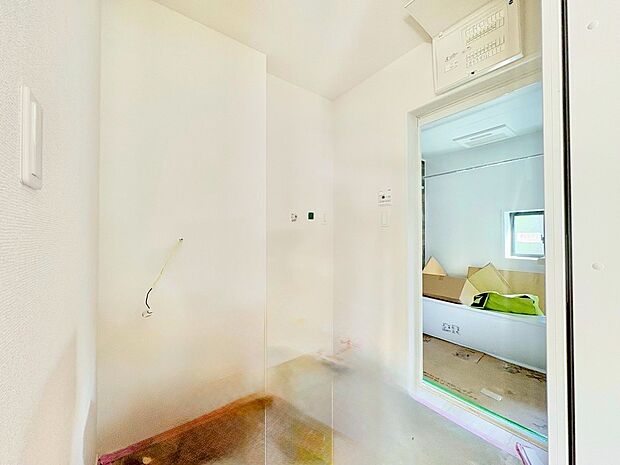 ワンフロアに水回りを集約した家事効率の良い間取り。(令和7年10月 撮影)