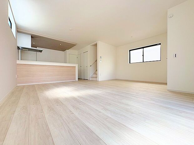 お気に入りのインテリアに囲まれた素敵な空間を創り上げてください。