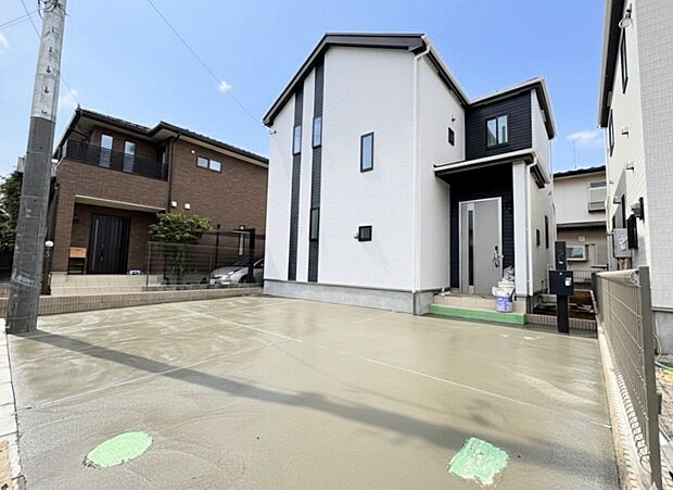 岩槻駅徒歩13分、敷地面積は50坪のゆとりあるお住まい。(令和7年10月 撮影)