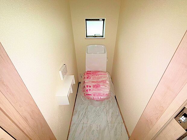 各階にトイレを完備しています。