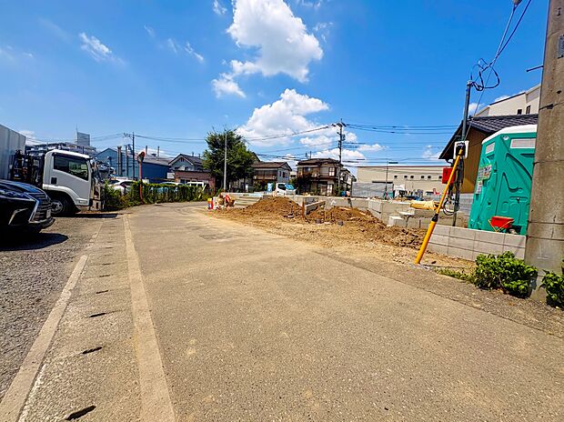一日中家に居ても飽きることなく過ごせる素敵な空間です。(令和7年7月 撮影)