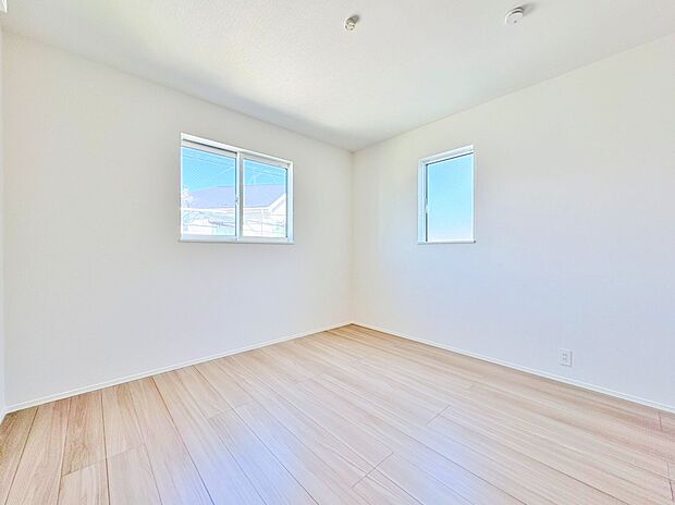 二面採光につき風の通りがよく、効果的に換気が可能です。