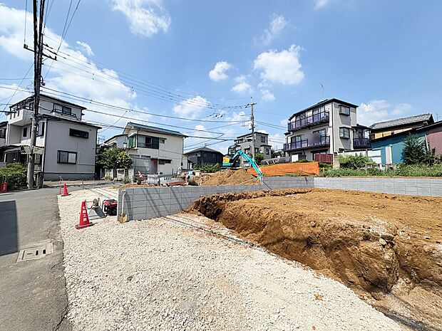 小・中学校まで徒歩9分でお子様の通学も安心です。(令和7年8月 撮影)