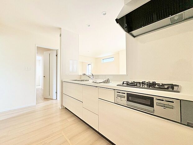 インテリアに馴染むデザイン性と使いやすい機能性を兼ね備えました。