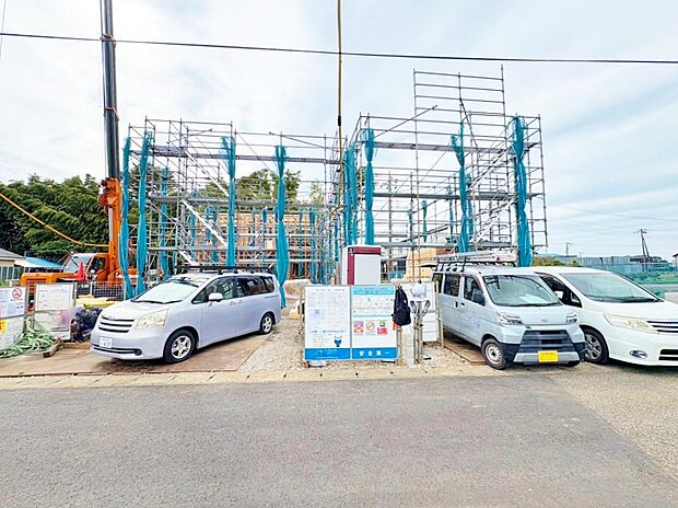 岩槻駅より車で8分、快適な日々を楽しめる街並みです。(令和7年10月 撮影)