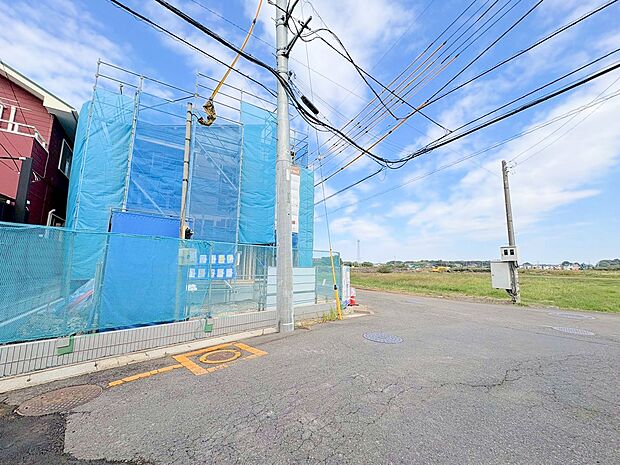 回遊性のある間取りは動線効率の良いレイアウトになっています。(令和7年10月 撮影)