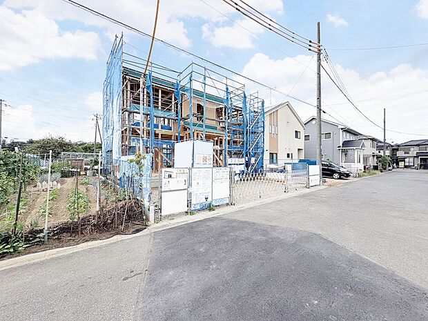 建物の居住性に拘った邸宅は「安らぎ」と「快適」を実現。(令和7年9月 撮影)