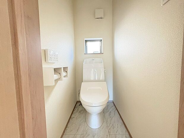 各階にトイレを完備しました。