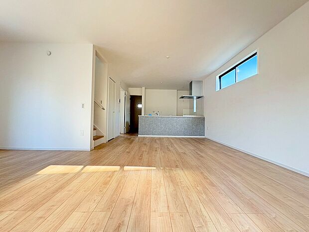 お気に入りのインテリアに囲まれた素敵な空間を創り上げてください。