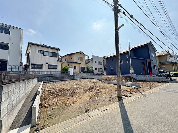 ここに住まう方へ余すこと無く太陽の恵みを届けられるように。(令和7年8月 撮影)
