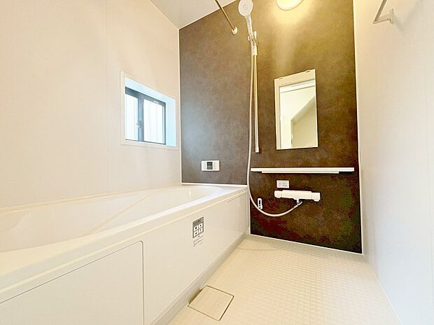 時間が経っても冷めづらい浴槽を採用することでエコで節約になります。