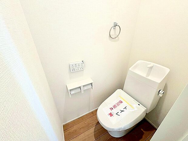 トイレは2ヶ所にございます。感染症対策などトイレの使い分けも可能です。