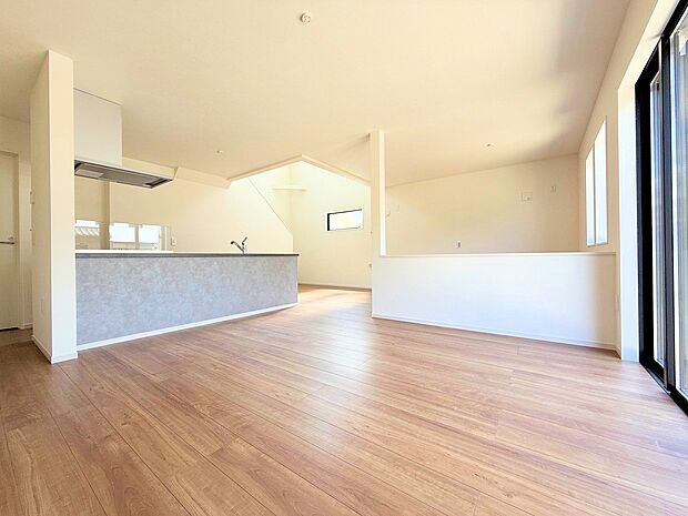 リビングの一角には3.7帖のコンセプトルーム付きで居住性を一段と心地よいものにしています。