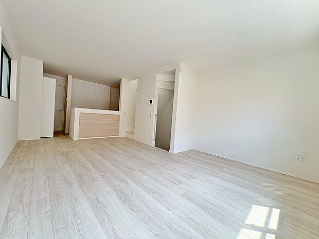 ＬＤＫを2階に配置することにより、心地良い光と風があふれます。