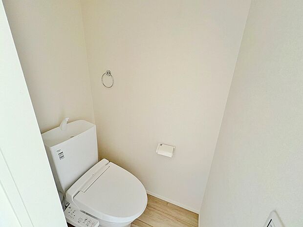 1階と3階にトイレを設置しました。