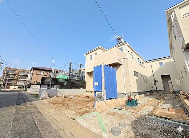 カースペースには縦列2台駐車可能です。(令和7年12月 撮影)