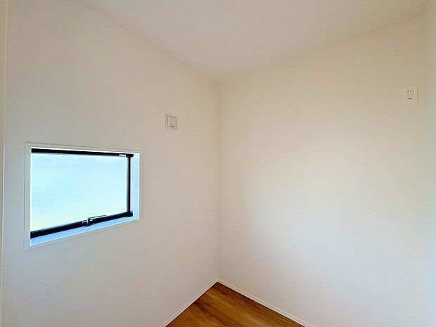 多目的に使える2帖のＤＥＮを備えています。