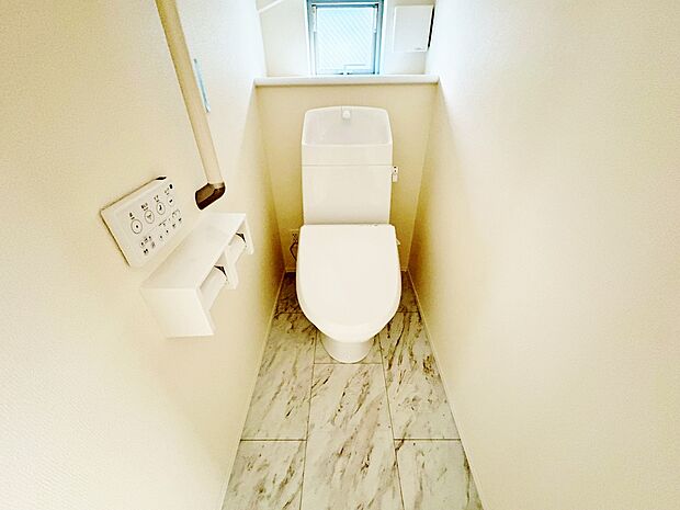 白を基調としたシンプルながらも落ち着くデザイン。