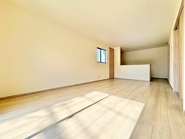 ご家族が自然と集まる空間を設計から実現しました。