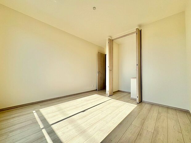 家具やレイアウトでお好みの空間を創り上げられます。