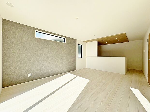 明るく開放的な空間が広がるキッチン・ダイニング・リビング。